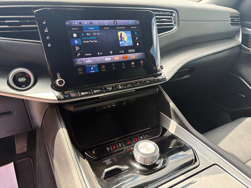 2025 Jeep Wagoneer Series II Carbide