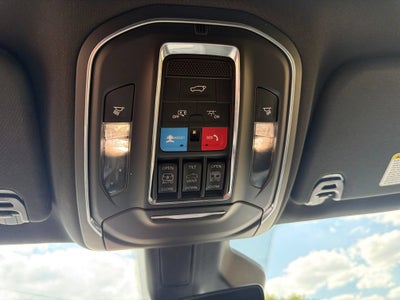 2025 Jeep Wagoneer Series II Carbide