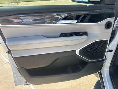 2022 Jeep Wagoneer Series II