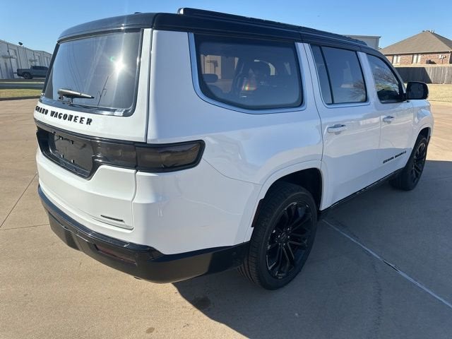 2022 Jeep Grand Wagoneer Series III