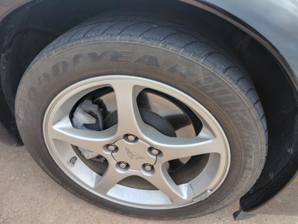 2003 Chevrolet Corvette Base