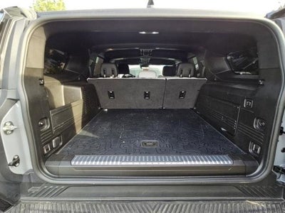 2024 GMC HUMMER EV SUV 2X