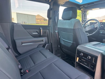 2024 GMC HUMMER EV SUV 2X