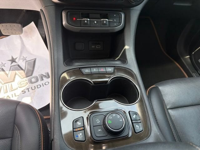 2021 GMC Acadia AT4