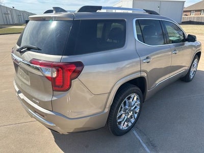 2022 GMC Acadia Denali