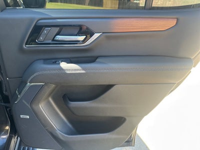 2025 GMC Yukon Denali