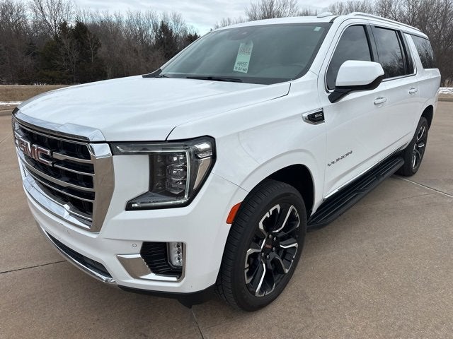 2023 GMC Yukon XL SLT