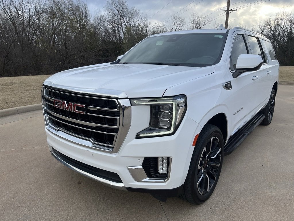 2023 GMC Yukon XL SLT