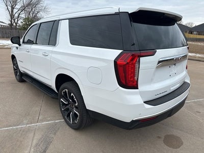 2023 GMC Yukon XL SLT
