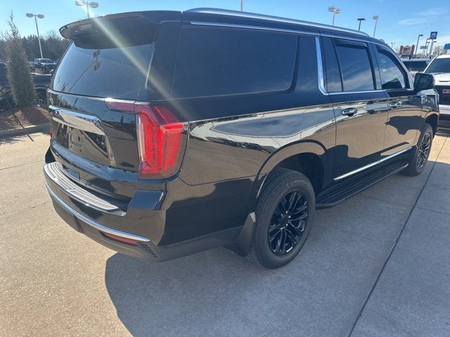2023 GMC Yukon XL SLT