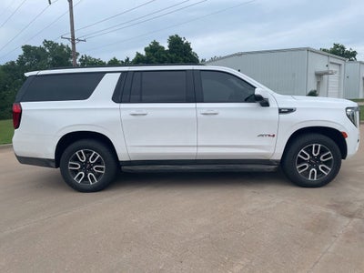 2023 GMC Yukon XL AT4