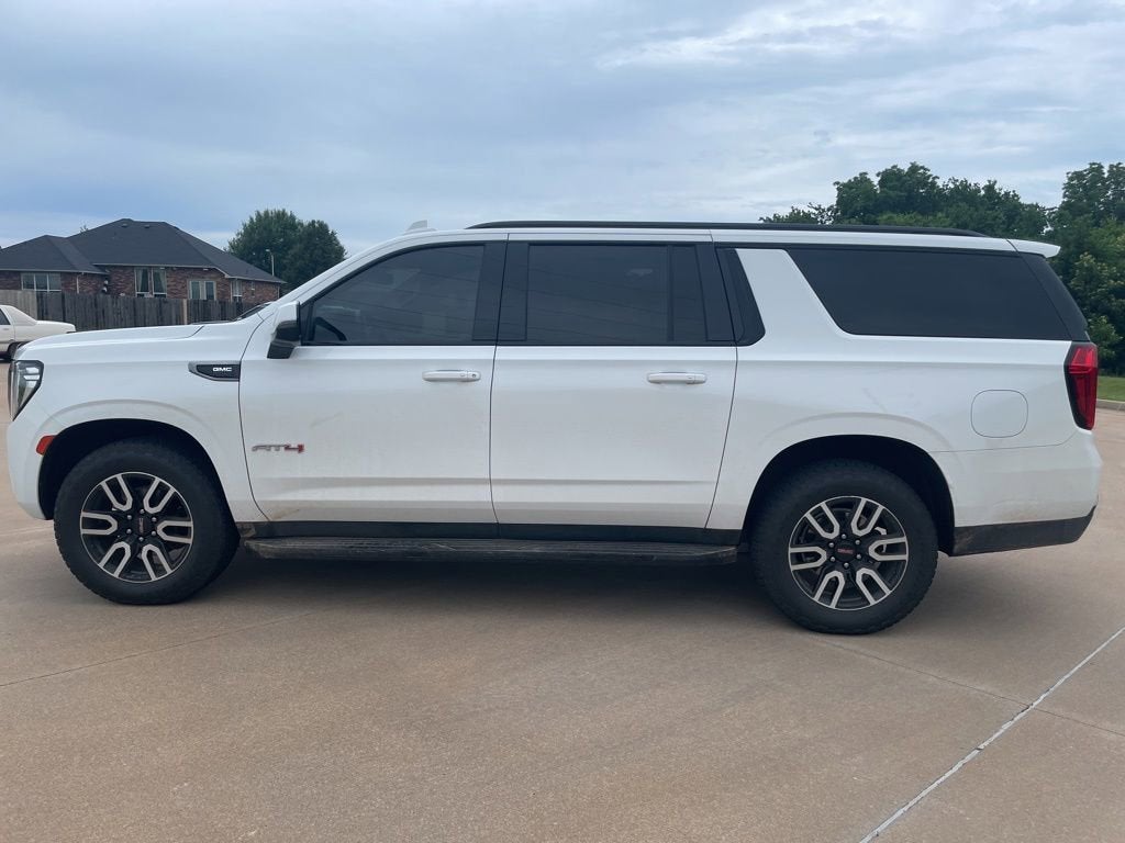 2023 GMC Yukon XL AT4