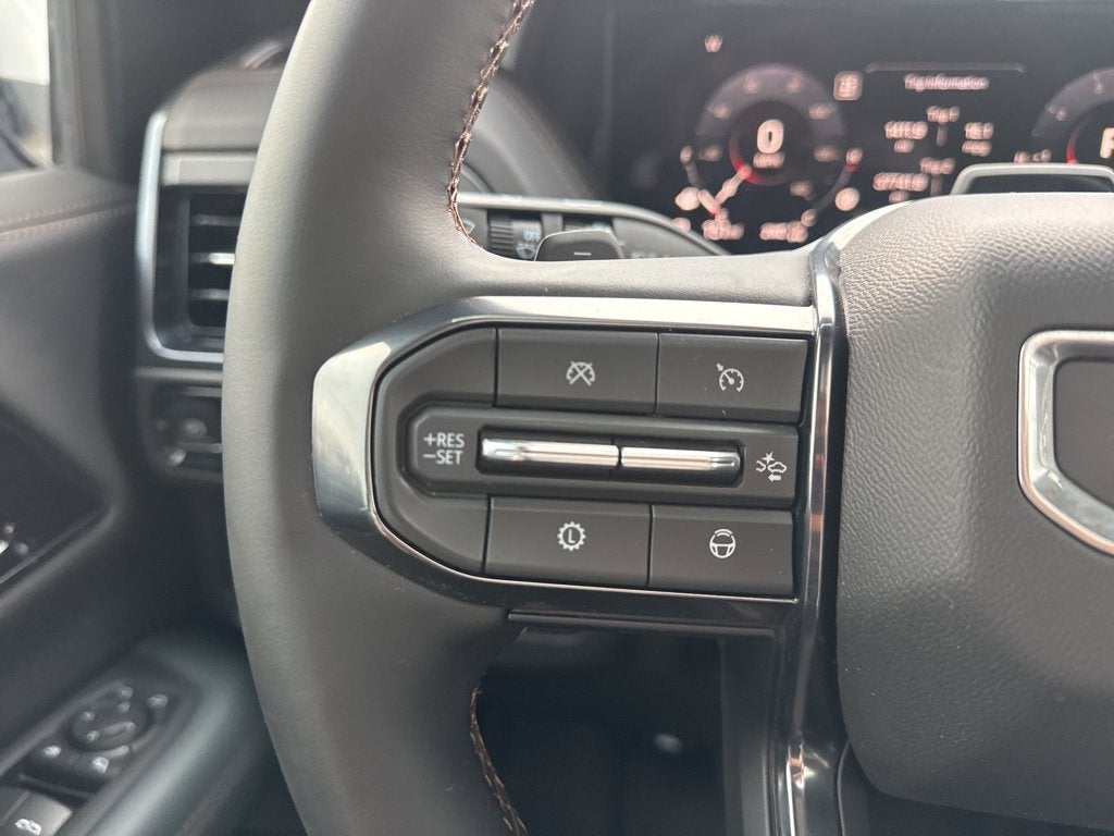 2025 GMC Yukon XL AT4