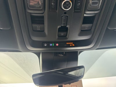 2025 GMC Yukon XL AT4