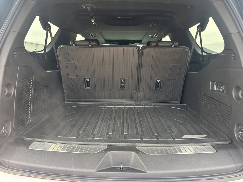 2025 GMC Yukon XL AT4