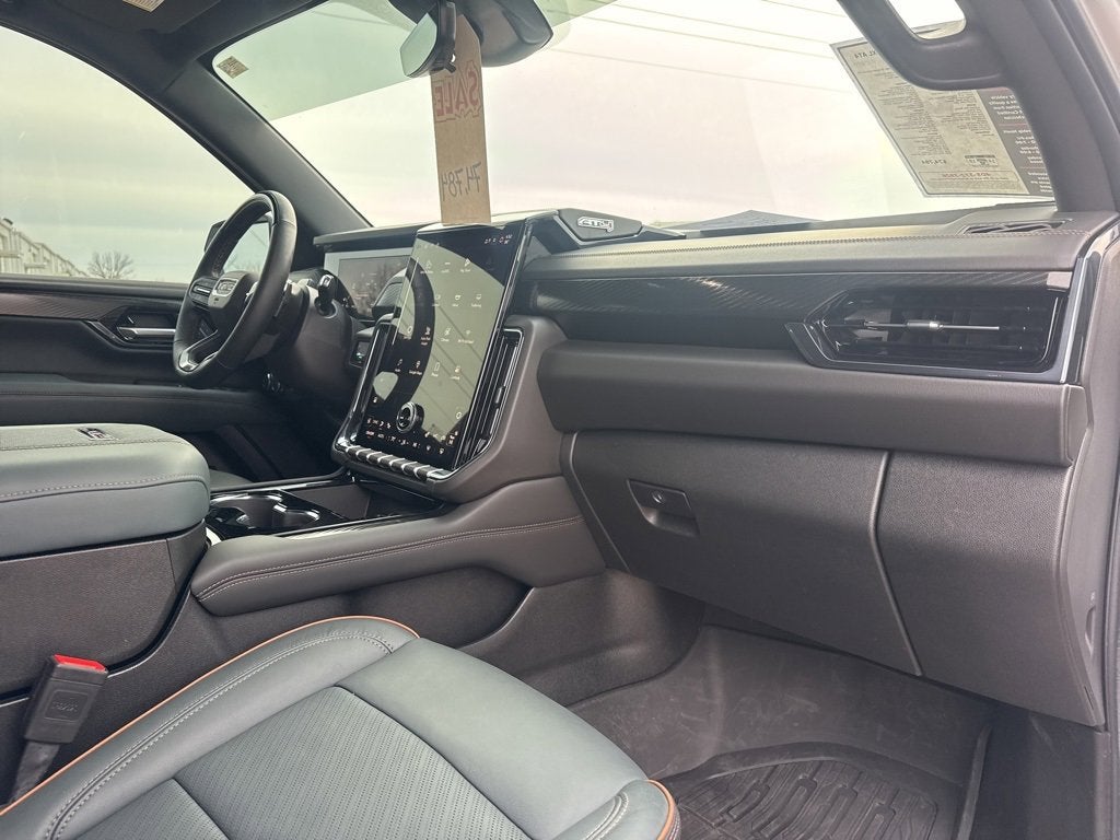 2025 GMC Yukon XL AT4