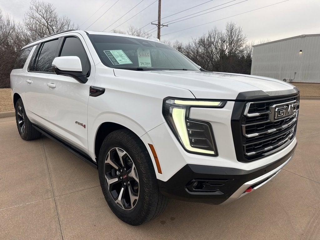 2025 GMC Yukon XL AT4