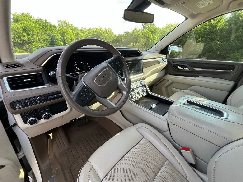 2022 GMC Yukon XL Denali