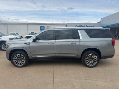 2023 GMC Yukon XL Denali Ultimate