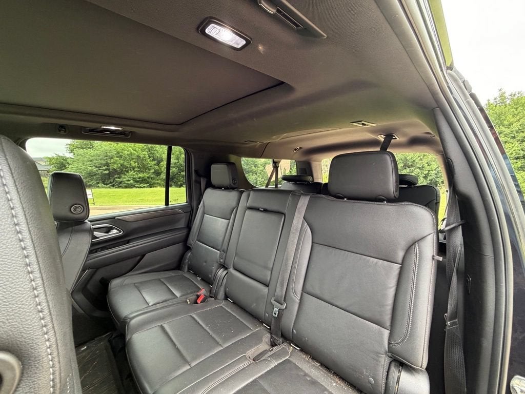 2022 Chevrolet Suburban LT