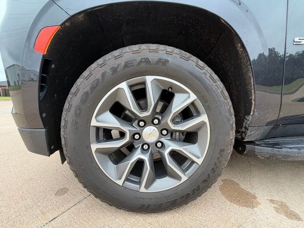 2022 Chevrolet Suburban LT