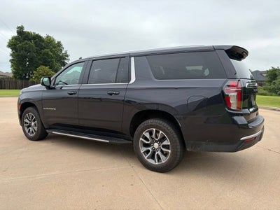 2022 Chevrolet Suburban LT