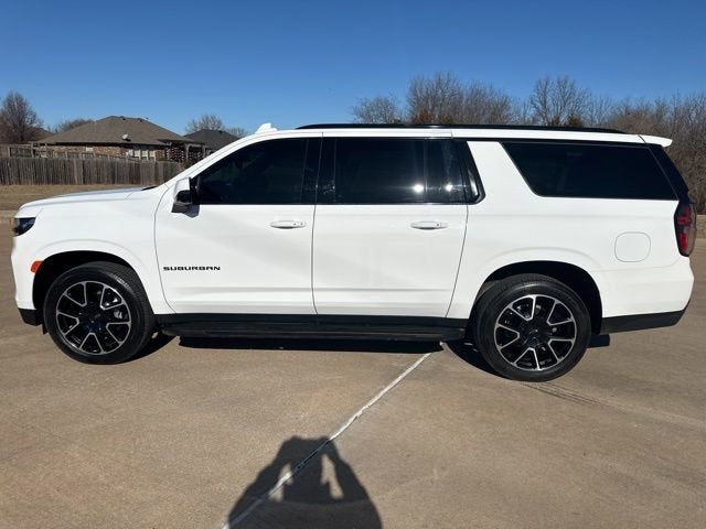 2023 Chevrolet Suburban RST