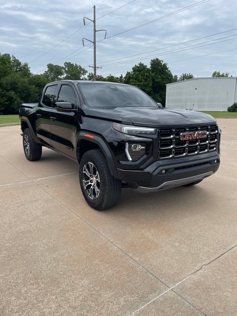2025 GMC Canyon AT4