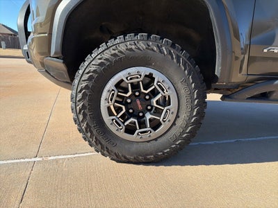 2023 GMC Canyon AT4X