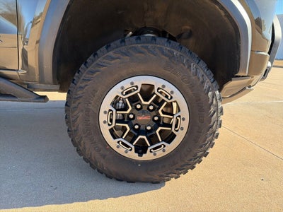 2023 GMC Canyon AT4X