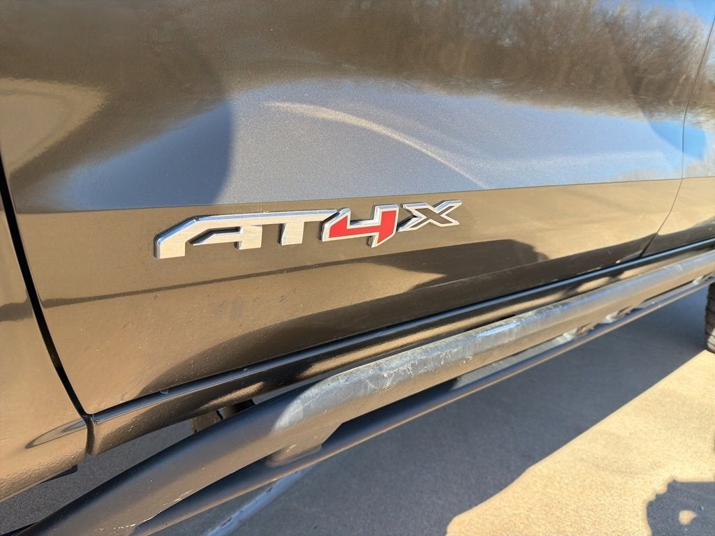 2023 GMC Canyon AT4X