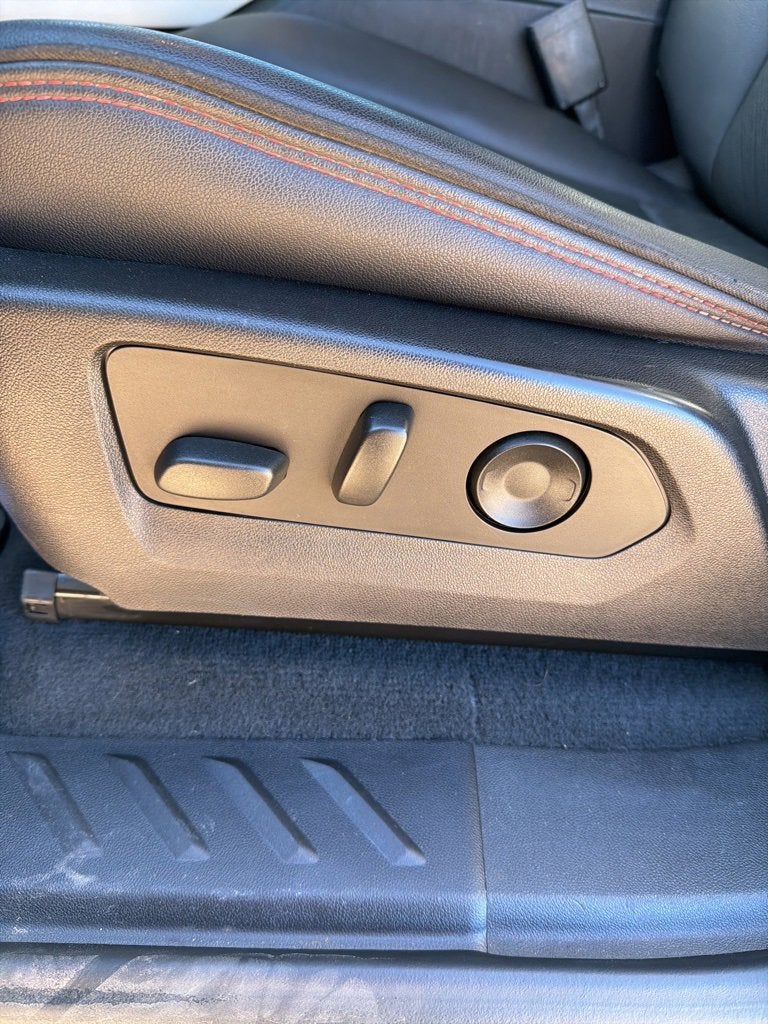 2023 GMC Canyon AT4X