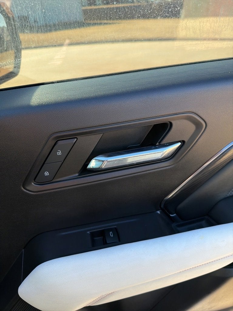 2023 GMC Canyon AT4X