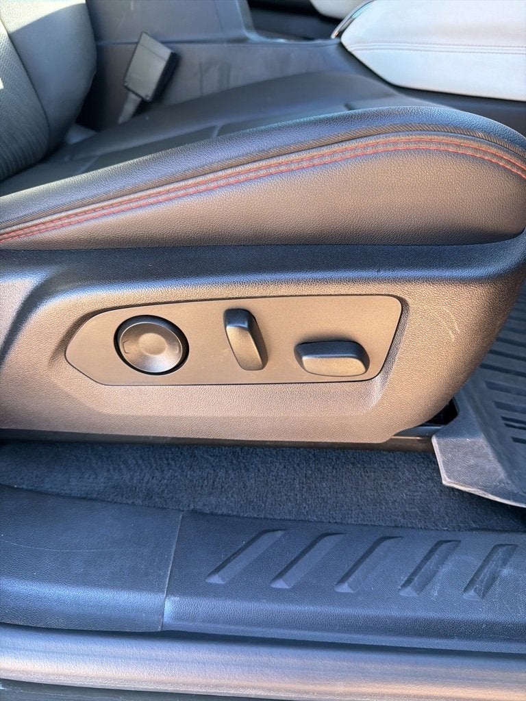 2023 GMC Canyon AT4X