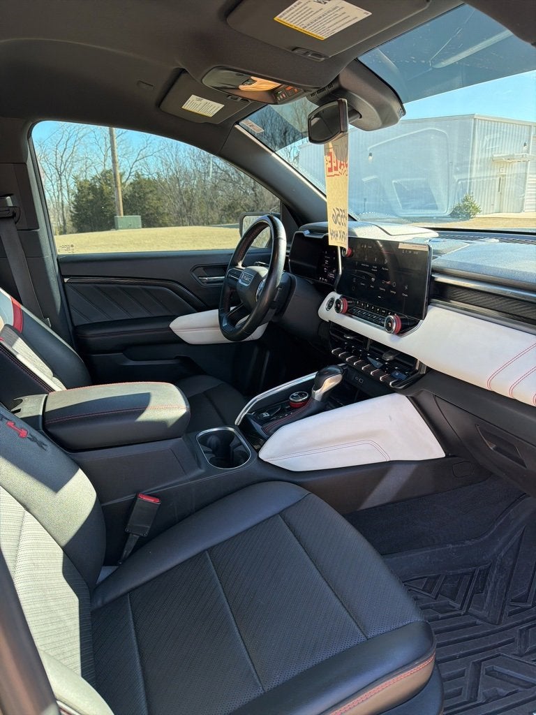 2023 GMC Canyon AT4X