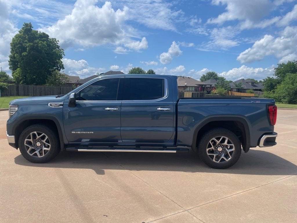 2024 GMC Sierra 1500 SLT