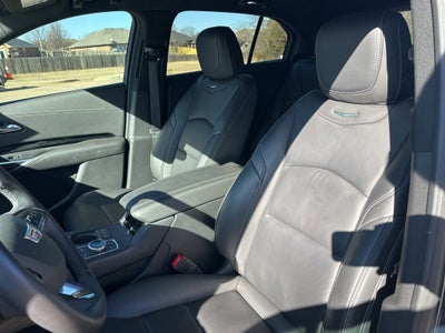 2024 Cadillac XT4 Luxury