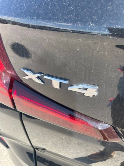 2024 Cadillac XT4 Luxury