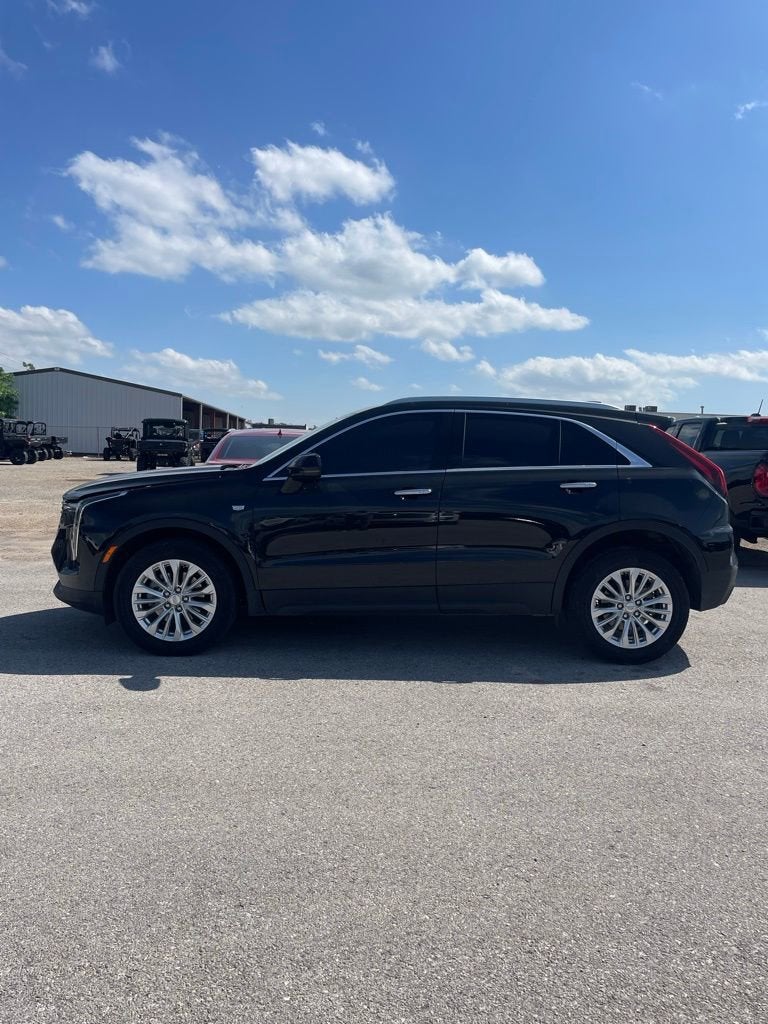 2024 Cadillac XT4 Luxury