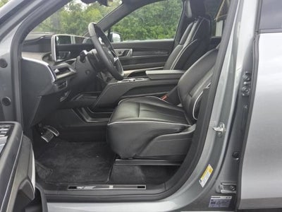 2026 Cadillac VISTIQ Platinum