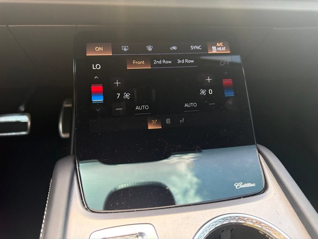 2026 Cadillac VISTIQ Platinum