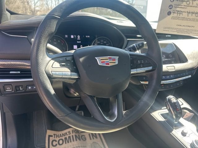 2023 Cadillac XT4 Sport