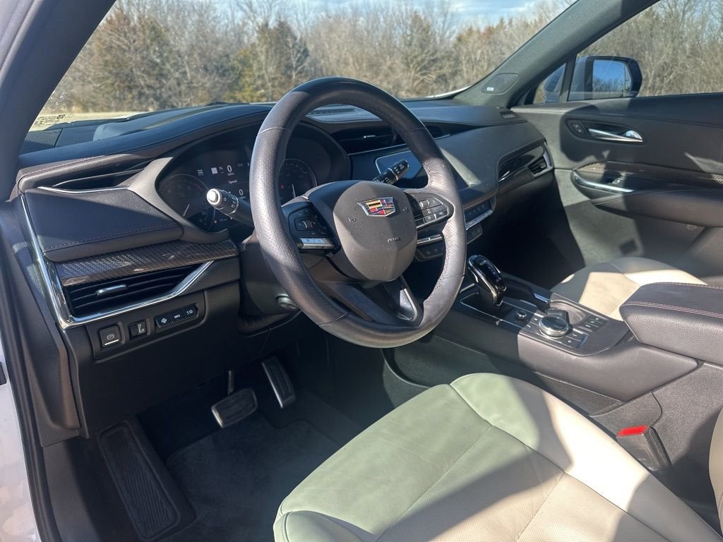 2023 Cadillac XT4 Sport