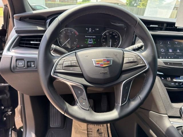 2024 Cadillac XT5 Luxury