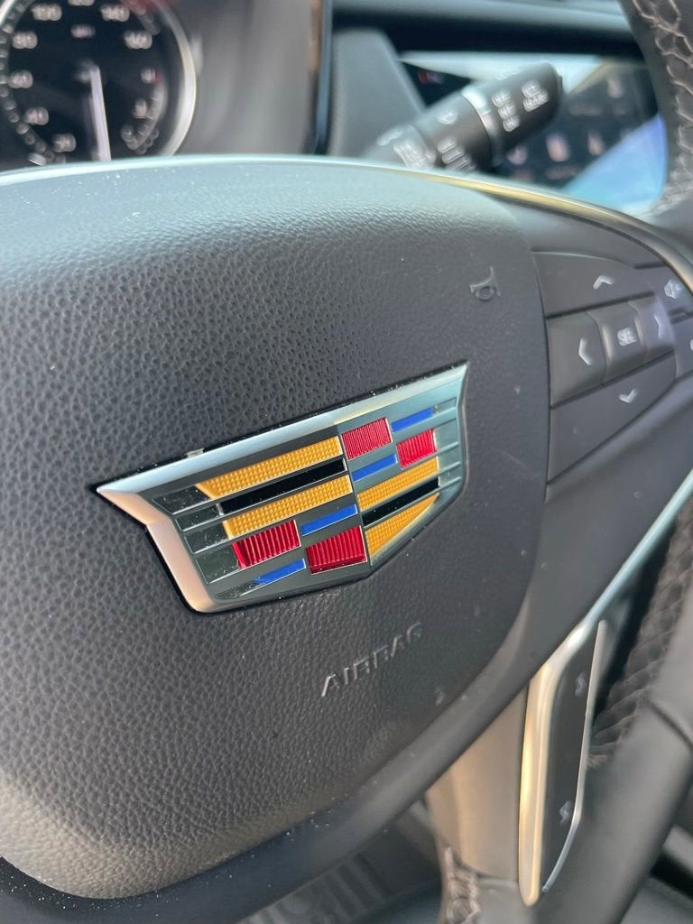 2025 Cadillac XT5 Luxury