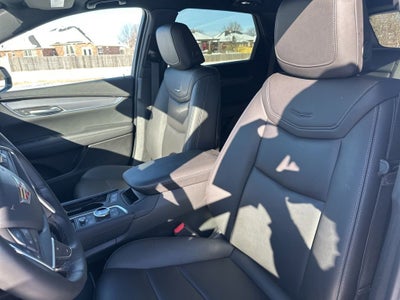 2025 Cadillac XT5 Luxury