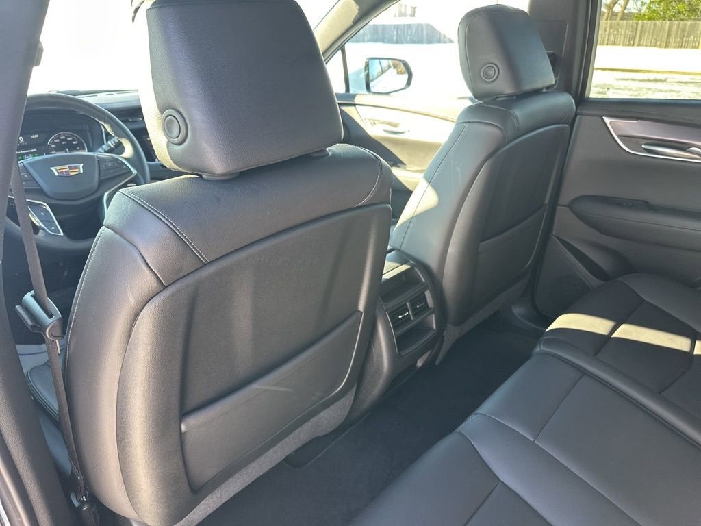 2025 Cadillac XT5 Luxury