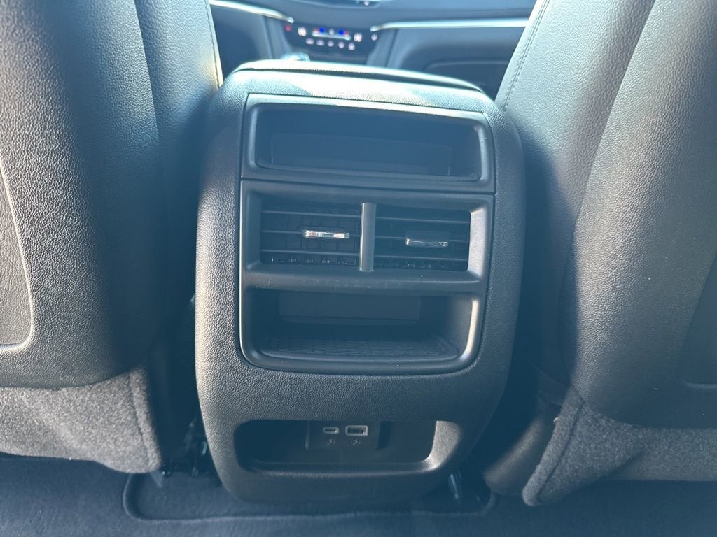 2025 Cadillac XT5 Luxury