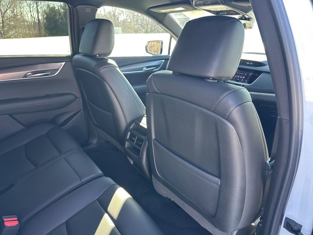 2025 Cadillac XT5 Luxury