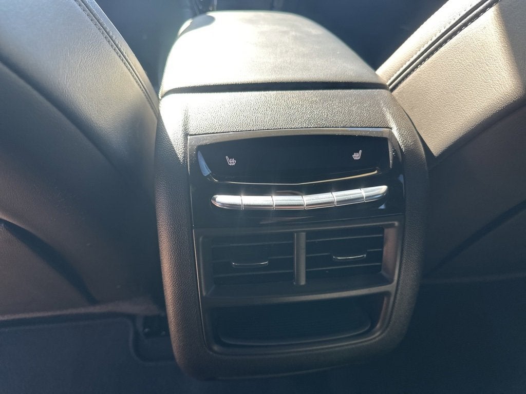 2025 Cadillac XT5 Sport